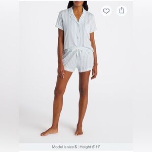 Gigi Sleep & Lounge Seeing Stars striped Blue and White Women's Pajama Set